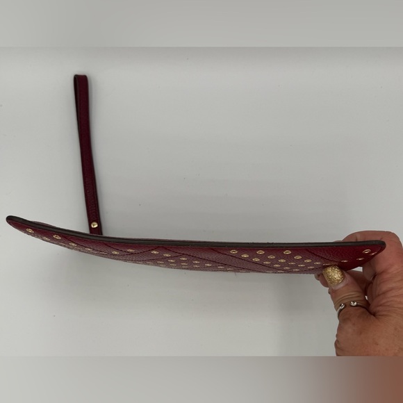 Michael Kors Jet Set Travel XL Zip Stud Clutch Wristlet Pebbled Leather Mulberry - Picture 6 of 10